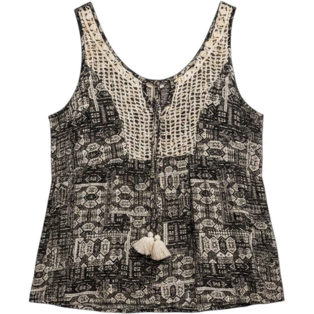 Maurices Tank Top XL Black‎ White Geometric Crochet Lace Boho Tassel Bib